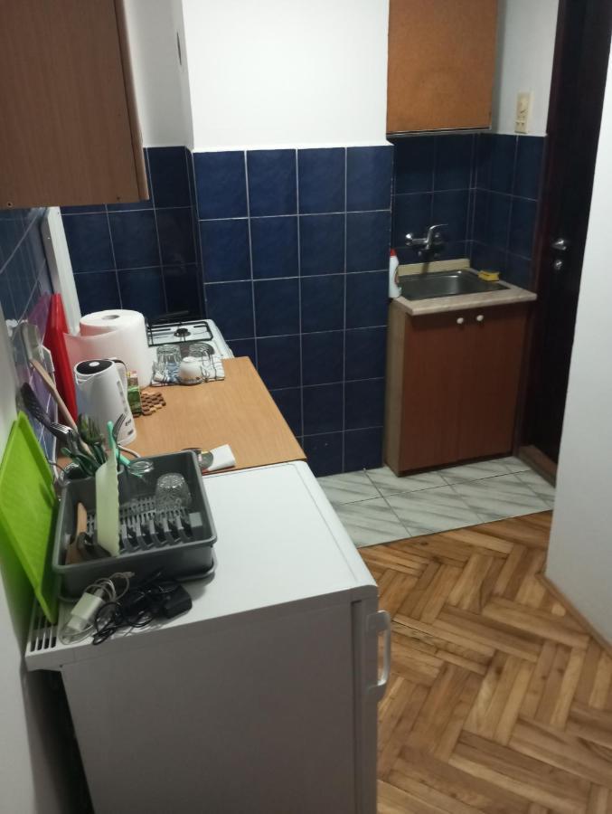 Airport Md Rooms Belgrade Exterior photo